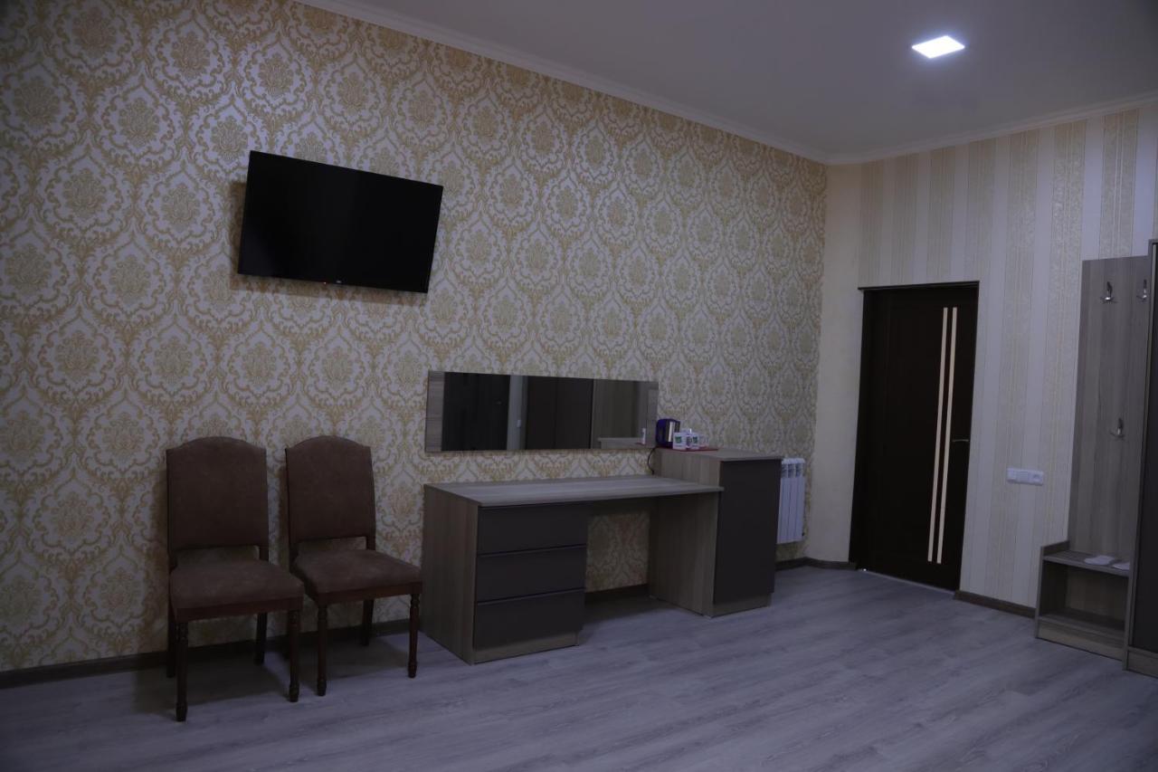 Lime Hotel & Restaurant Complex Gyumri Esterno foto The dressing room of the theatre