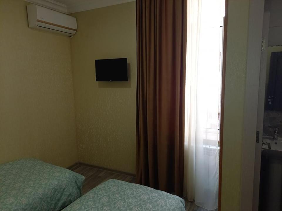 Lime Hotel & Restaurant Complex Gyumri Esterno foto A room at the hotel